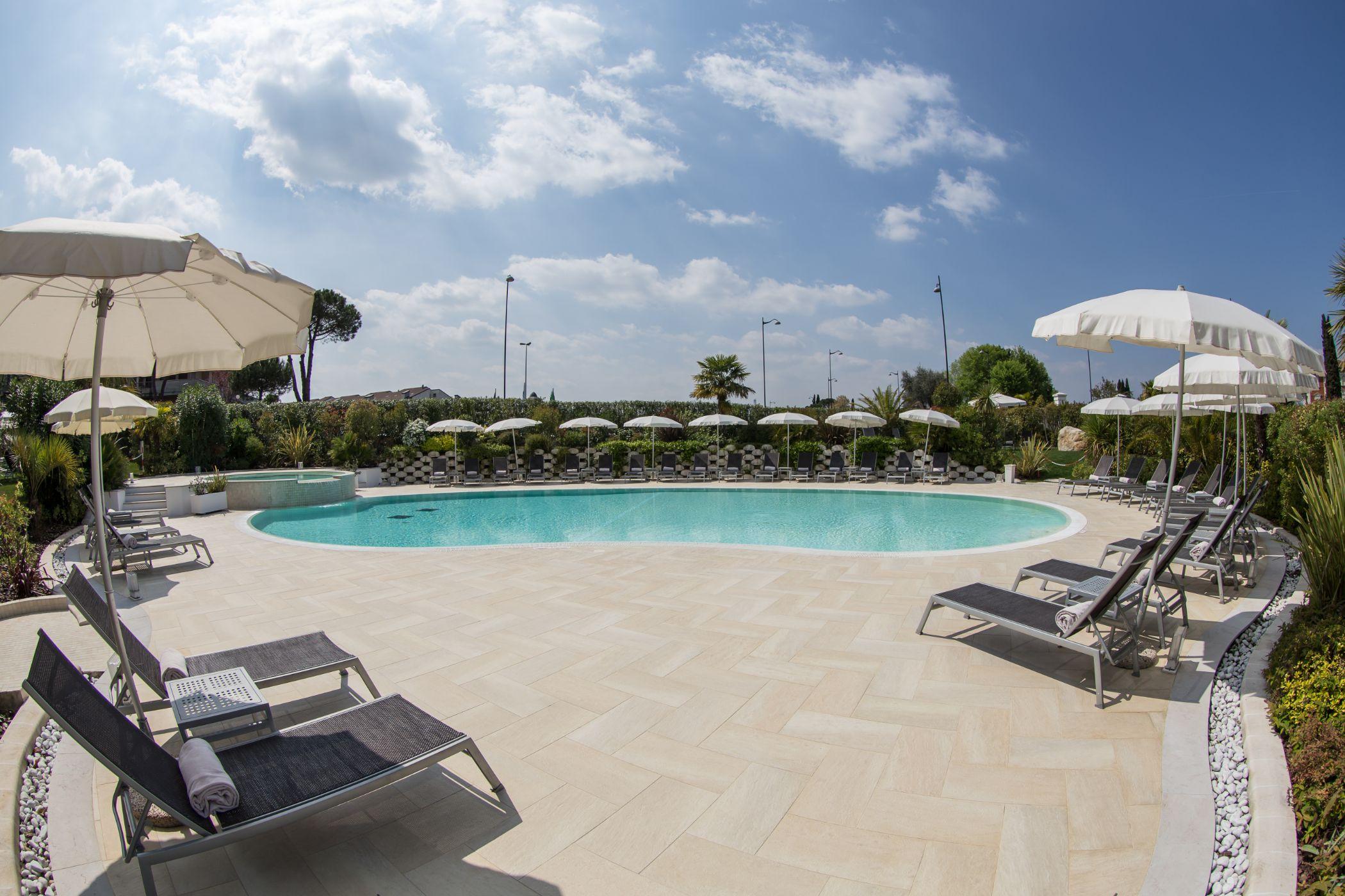 Palace Hotel Desenzano Desenzano del Garda Exteriér fotografie
