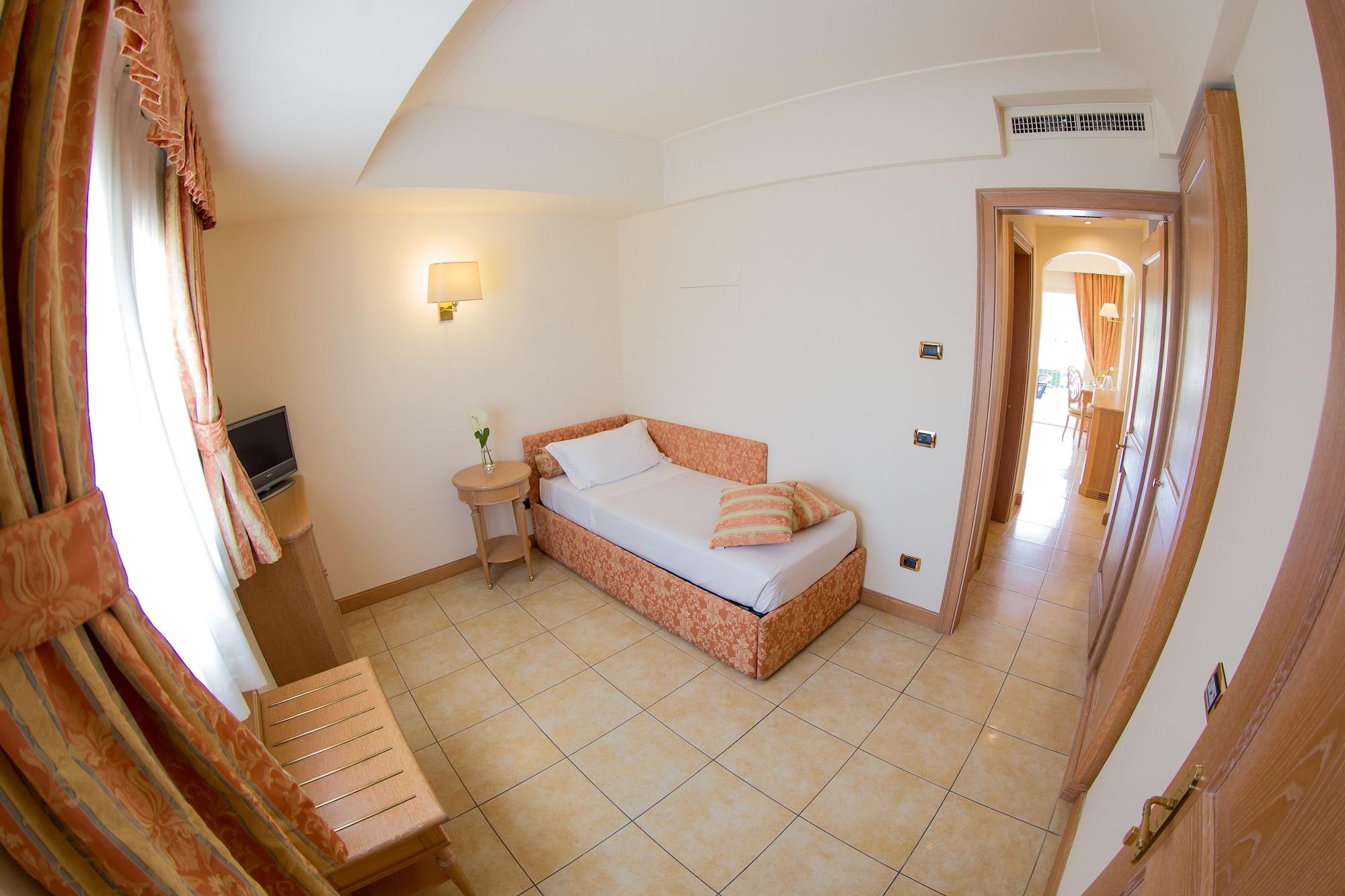Palace Hotel Desenzano Desenzano del Garda Exteriér fotografie