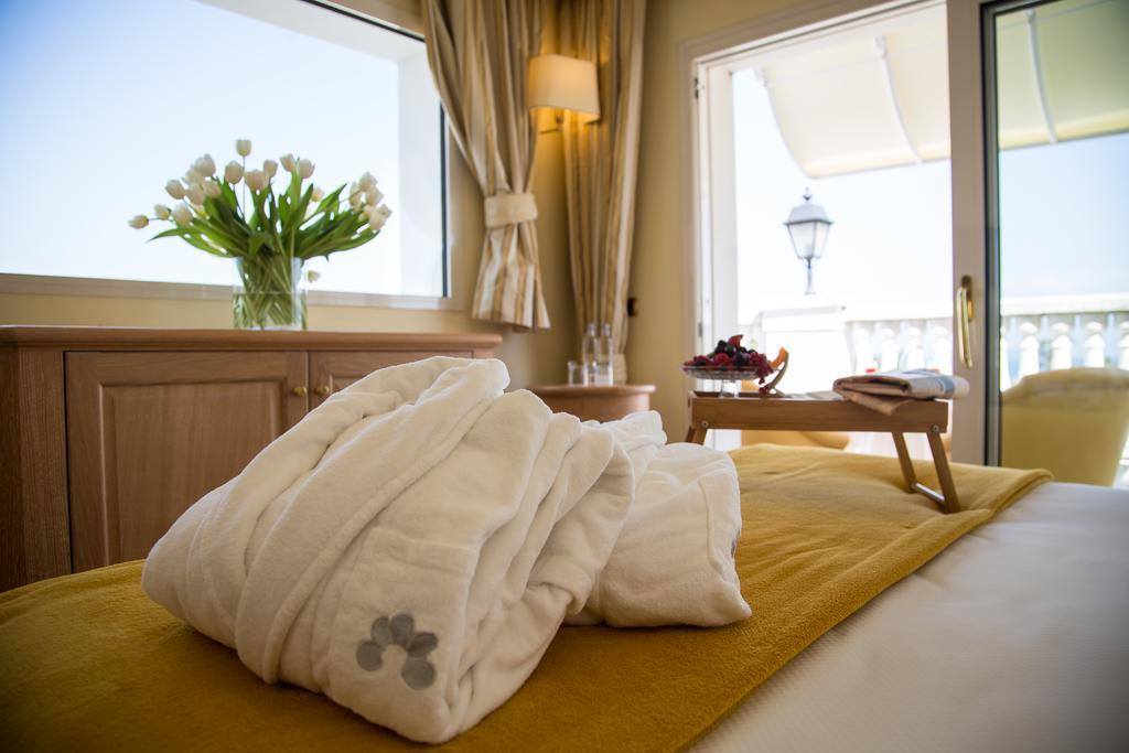 Palace Hotel Desenzano Desenzano del Garda Exteriér fotografie